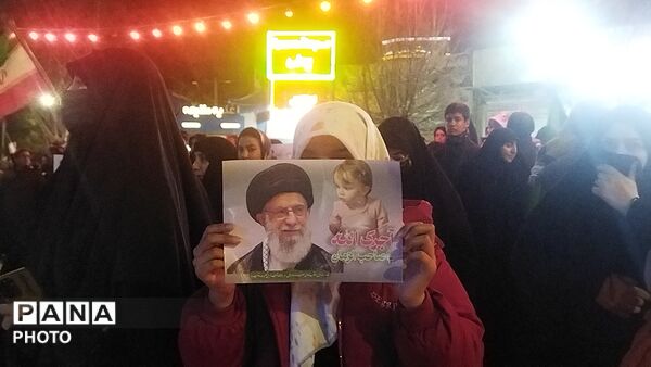 قاب هایی از حضورـ۲