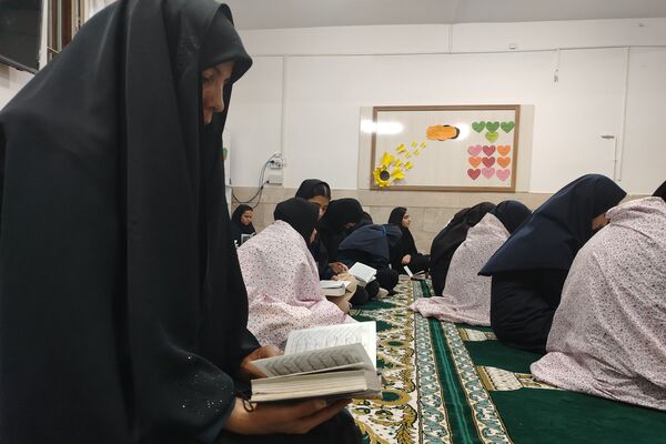 افتتاحیه هیئت هفتگی دانش‌آموزی 