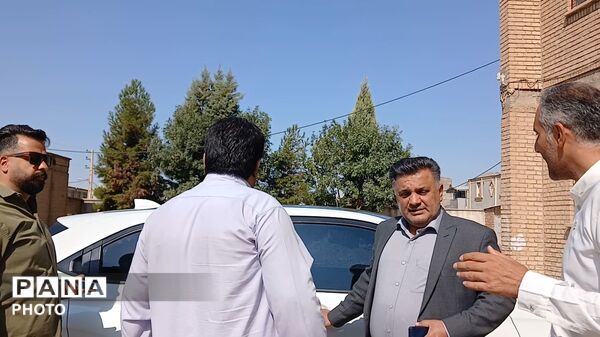 بررسی روند تکمیل پروژه‌ های آموزشی ناحیه ۲ خرم‌ آباد با حضور مسئول قرارگاه عدالت آموزشی وزارت