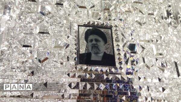 چایخانه های حرم مطهر رضوی هر روز میزبان زائران امام رضا (ع) 