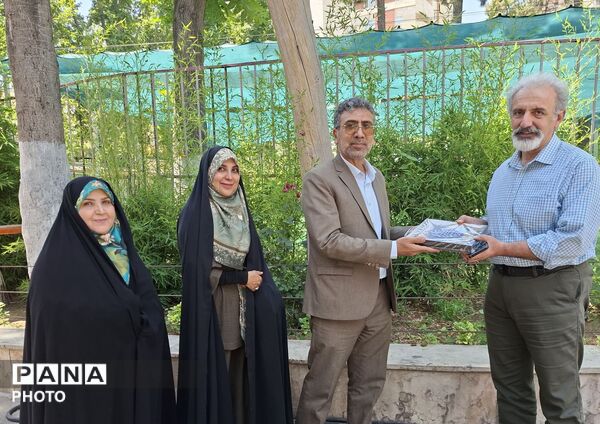 تجلی مهر علوی در آموزش و پرورش منطقه ۳؛ تکریم همکاران و مدیران سادات به مناسبت عید غدیر