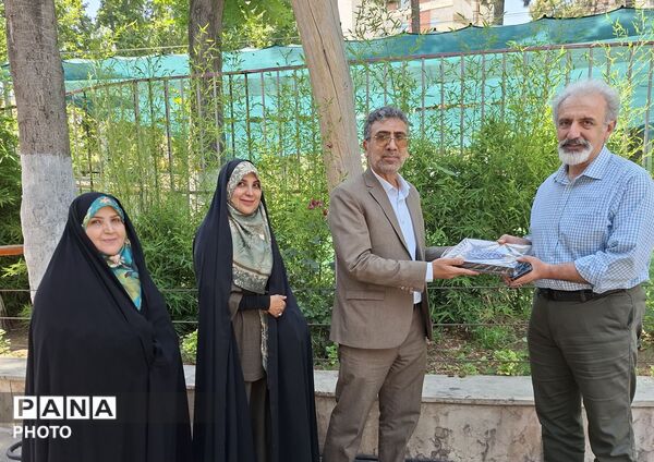 تجلی مهر علوی در آموزش و پرورش منطقه ۳؛ تکریم همکاران و مدیران سادات به مناسبت عید غدیر