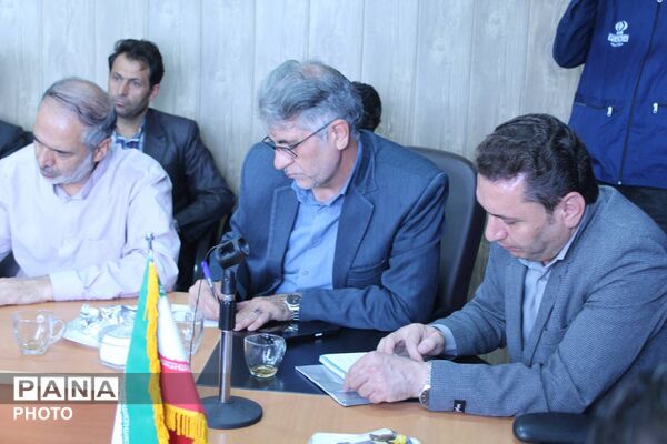 هم‌اندیشی مدیران مدارس و تشکل‌های دانش‌آموزی بجنورد