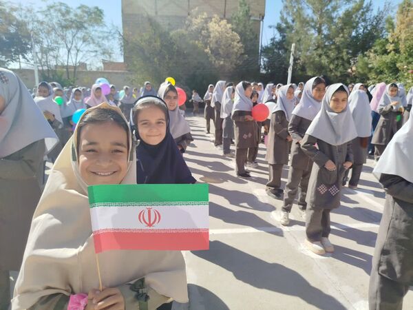 جشنواره روز جهانی کودک در دبستان شهید نجفی فدافن