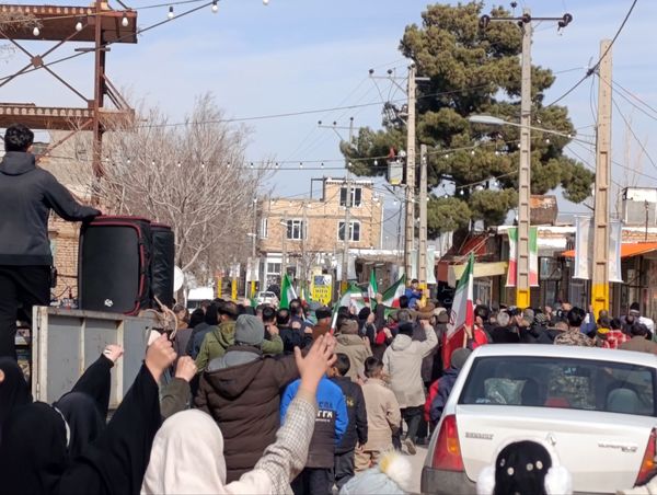 خروش پرشکوه مردم نسر در دفاع از آرمان‌های انقلاب اسلامی در راهپیمایی ۲۲ بهمن