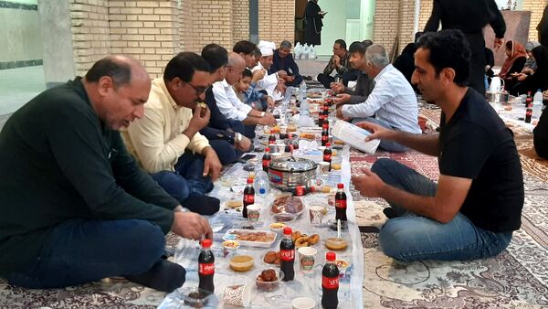 ضیافت افطار دانش‌‌آموزی در پارسیان