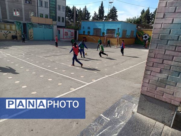 برگزاری اردوی درون مدرسه‌ای با عنوان «شبی در فرنو» در دبیرستان فرنو شهرستان قدس