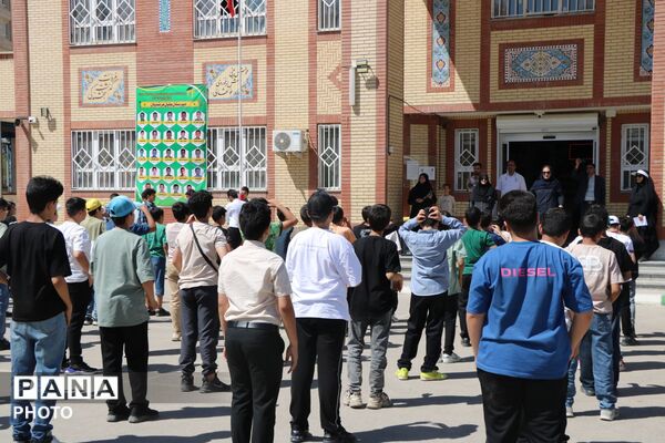 دبیرستان جلیل مرشدیان مهیای بازگشایی؛ تحقق «پروژه مهر» با محوریت ارتقای کیفیت آموزشی و پرورشی 