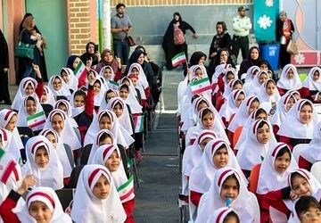 صحرارود غرق شادی جشن شکوفه‌ها
