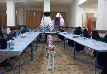 نشستی از جنس فرهنگ و هنر 