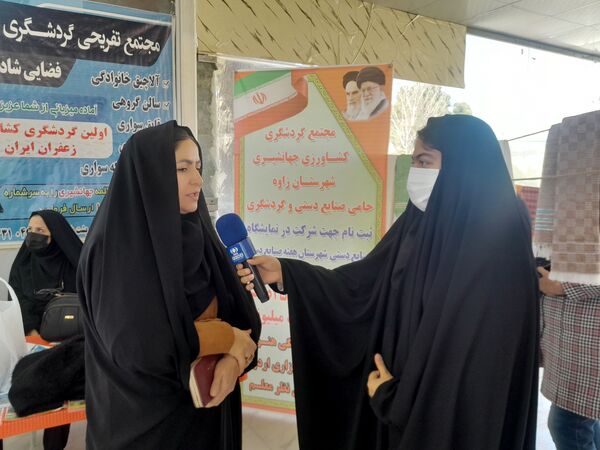 بازارچه نوروزی در شهرستان زاوه