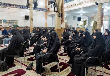 نشست فعالان حوزه رسانه در مسجد علی اکبر شهرستان قرچک