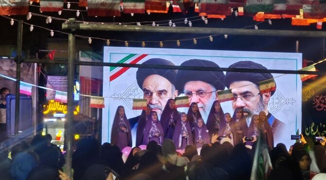 اجتماع پرشور و انقلابی دختران شهر خوراسگان