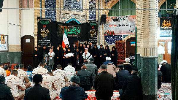 برگزاری نماز جمعه در غلامان