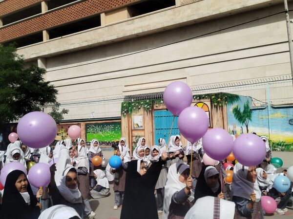 حضور خادمین  آستان قدس رضوی در دبستان ۲۲ بهمن ناحیه ۵ مشهد