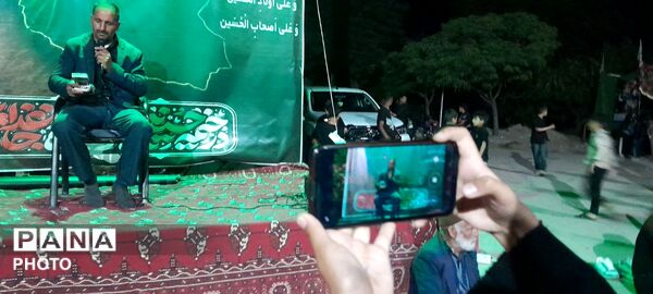 عزاداری و زنجیر زنی  شب هفتم ماه محرم در حسینیه شهدای شهر بار  