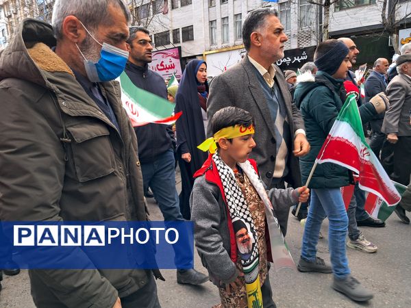 حماسه دهه نودی‌ها در راهپیمایی ۲۲ بهمن قائمشهر