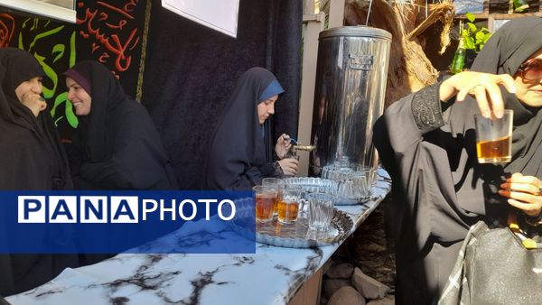 برپایی چایخانه جوانان مهدوی نیشابور در دهه اول فاطمیه 