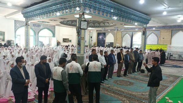 جشن تکلیف دانش‌آموزان دختر شهرستان فهرج 