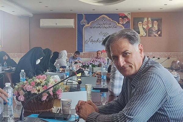 نشست گفت‌وگو محور، با محوریت مدیریت مدرسه در سالن شهدای فرهنگی آموزش و پرورش رباط کریم