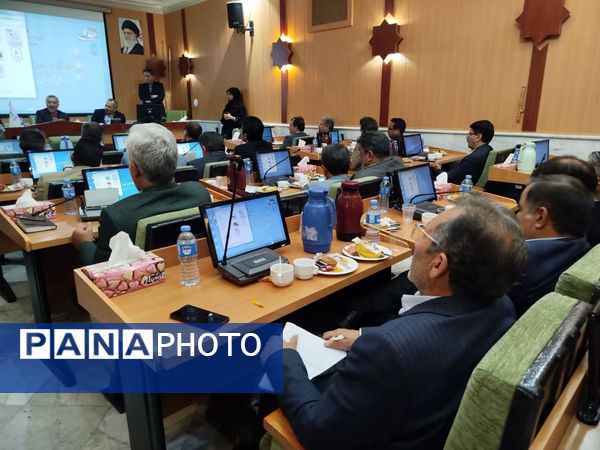 امضای تفاهم‌نامه توسعه هنرستان‌های جوار صنعت در خراسان رضوی