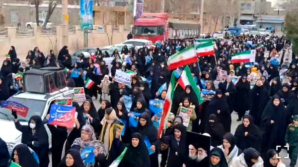 خروش مردم و فرهنگیان در صحنه وحدت انقلابی