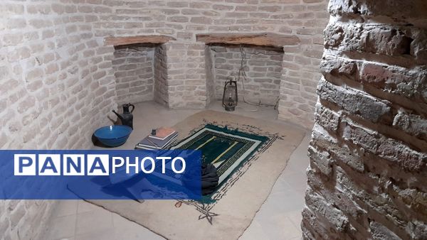 فلک‌الافلاک میزبان دانش‌آموزان‌دبیرستان‌ریحانه