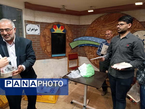 تقدیر از دانش‌آموزخبرنگاران برگزیده رویداد «فرزندان انقلاب» در قم