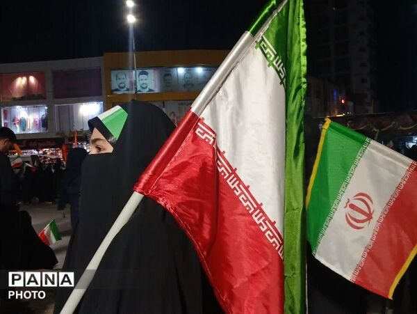 سی و هفتمین شب حضور مردم در میدان