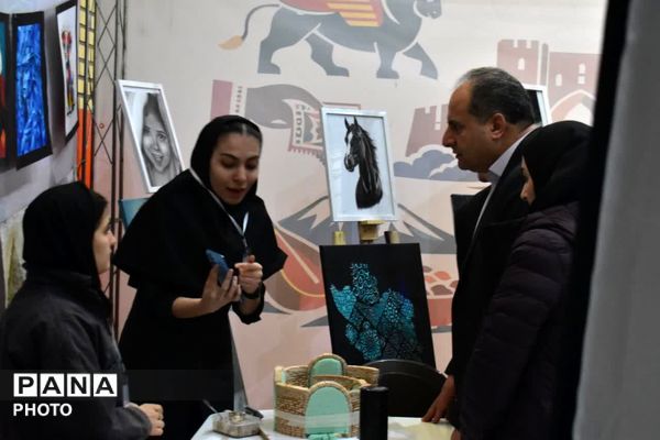 هنرستان‌های ناحیه دو تبریز روی صحنه