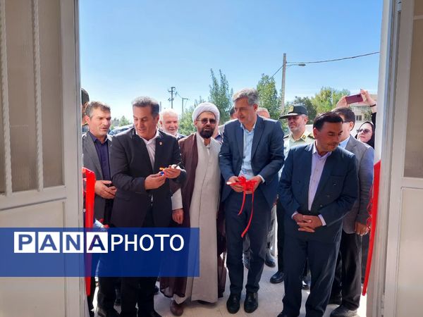 نواختن زنگ مهر در مدارس شهرستان خرم‌دره 