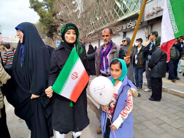 راهپیمایی 22 بهمن با حضور گسترده ای از مردم در شهرستان نیشابور