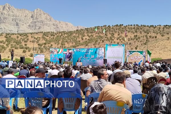 آیین کلنگ زنی پروژه آب چشمه سفید در خانمیرزا