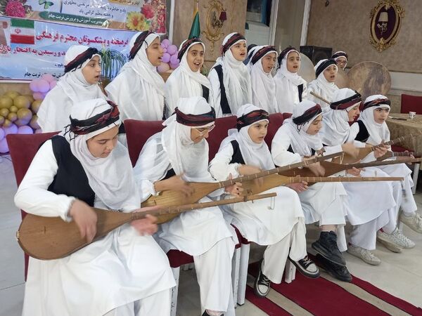 مراسم تجلیل از دبیران بازنشسته آموزش و پرورش در شهرستان تربت جام