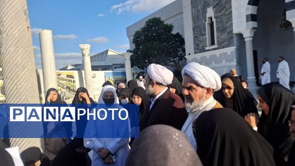 بازدید دانش‌آموزان کاروان عمره دختران از موزه مکه و مسیر تاریخی حدیبیه