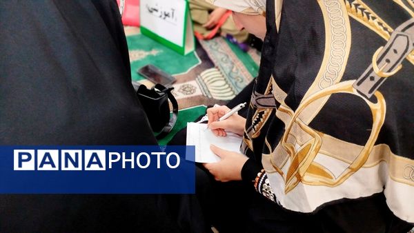 دانش‌آموزان در تریبون آزاد، نقدهای خود را به مسئولان مطرح کردند