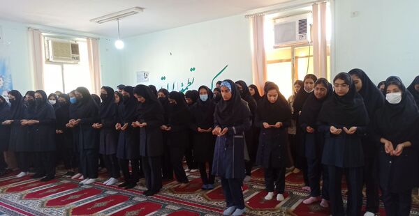 جشن باشکوه ولادت حضرت مهدی(عج) در دبیرستان آسیه رضوان