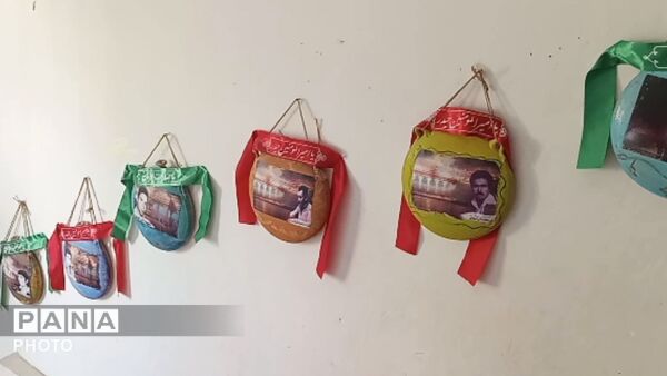 بانوان بسیجی و جانفدا در شهر فردوسیه باآموزش و فراگیری کار با اسلحه به دفاع از وطن وجان خود وهموطنانشان برخاستند