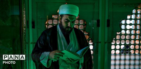عطر گلاب و نور خدمت در آستان امامزادگان محمد و سکینه خاتون  در آستانه دهه کرامت