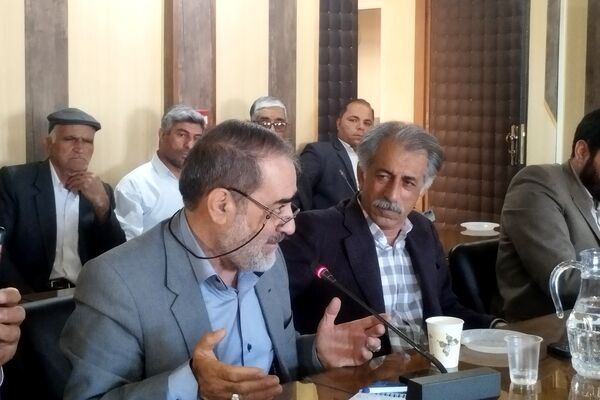 نشست شورای کشاورزی قروه با محوریت مدیریت آب و برق