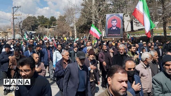 طنین فریاد اتحاد تویسرکانی‌ها در چهلمین روز شهادت قائد امت