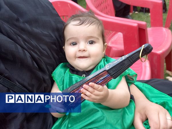  مراسم شیرخوارگان حسینی در باغ فردوس استان اصفهان