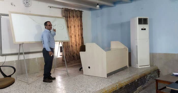 برگزاری کارگاه آموزش خط تحریری ویژه آموزگاران پایه چهارم در رودان