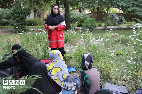 امدادگران کوچک در قلب سملقان