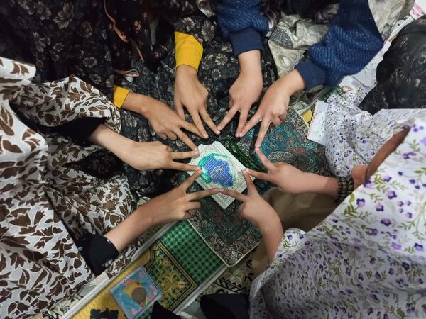 حس و حال معنوی دانش‌آموزان ابرکوهی در اعتکاف