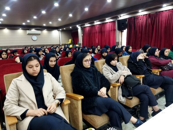 اردوی تمشک، تجربه‌ای متفاوت از کانون امید