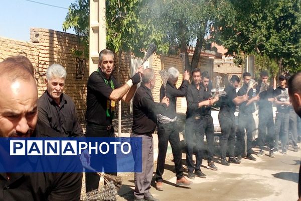 برگزاری مراسم گرامیداشت تاسوعای حسینی در شهر تیتکانلو 