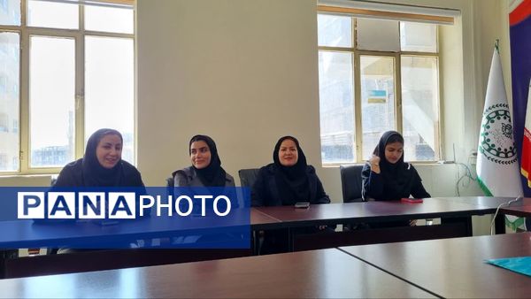 نشست نمایندگان مجلس دانش‌آموزی با رئیس سازمان دانش آموزی کهگیلویه و بویراحمد