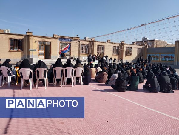 جشن میلاد امام زمان در هنرستان شهید شهیدی خلیل آباد 