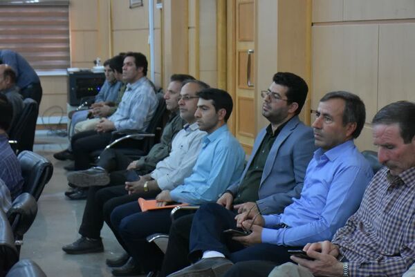 جلسه توجیهی انتخابات ریاست جمهوری در شهرستان اسلام آباد غرب